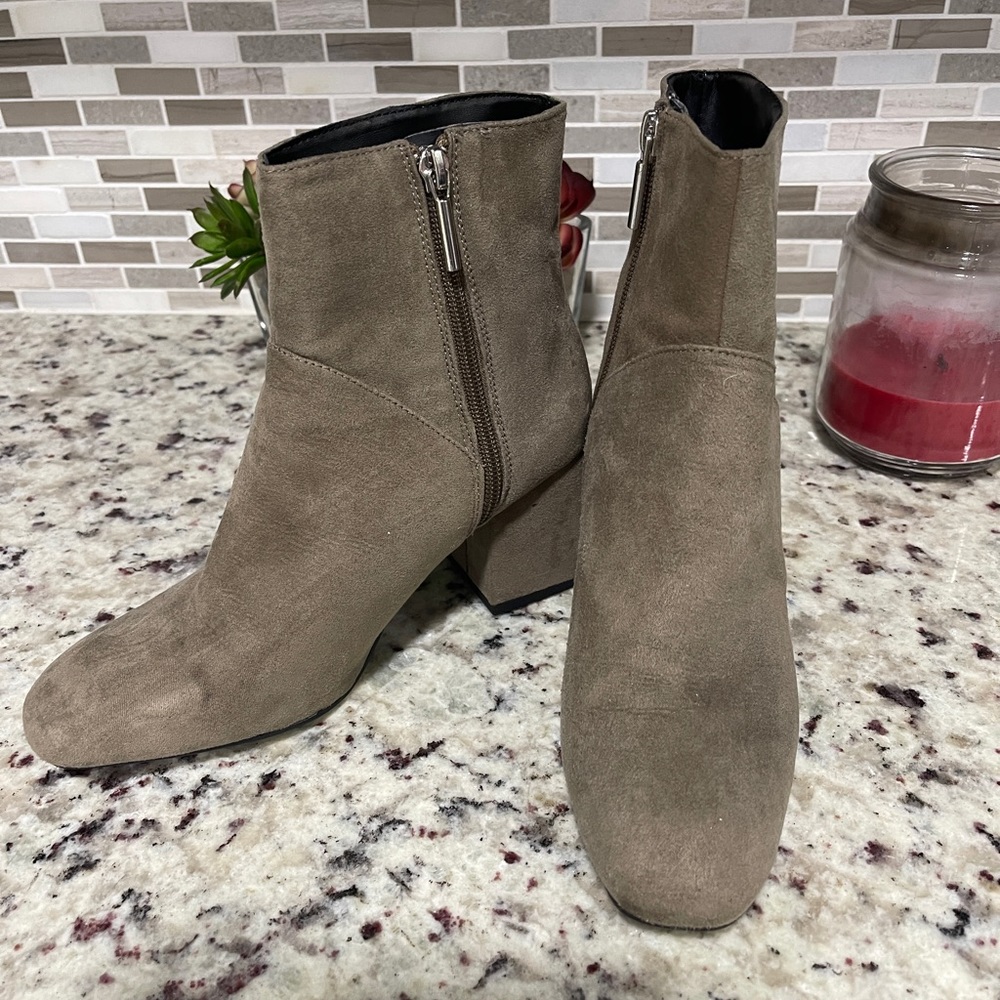 Suade Zara Booties size 36